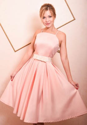 Атласное платье  без рукавов с юбкой солнце  Келли розовое 