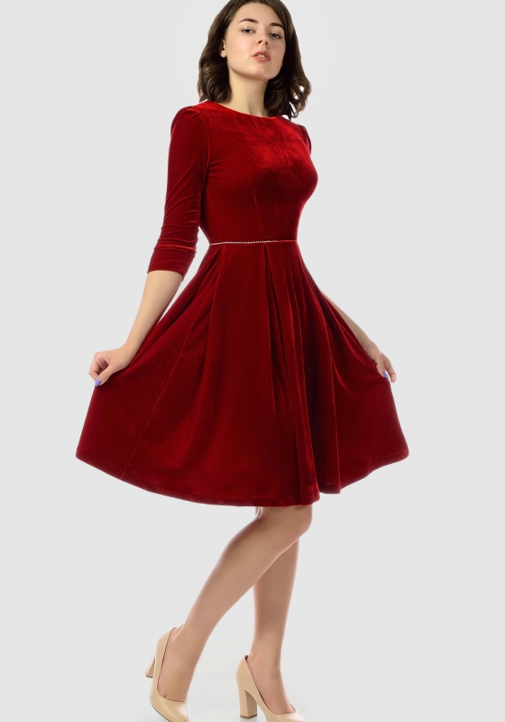 Праздничное платье из бархата с рукавом 3/4, красное - Праздничное платье из бархата с рукавом 3/4, красное